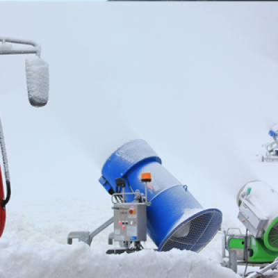 造雪设备